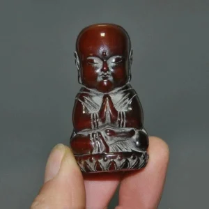 Mini Moine Ksitigarbha Méditant en Corne de Bœuf